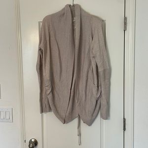 Lululemon cocoon sweater size 10